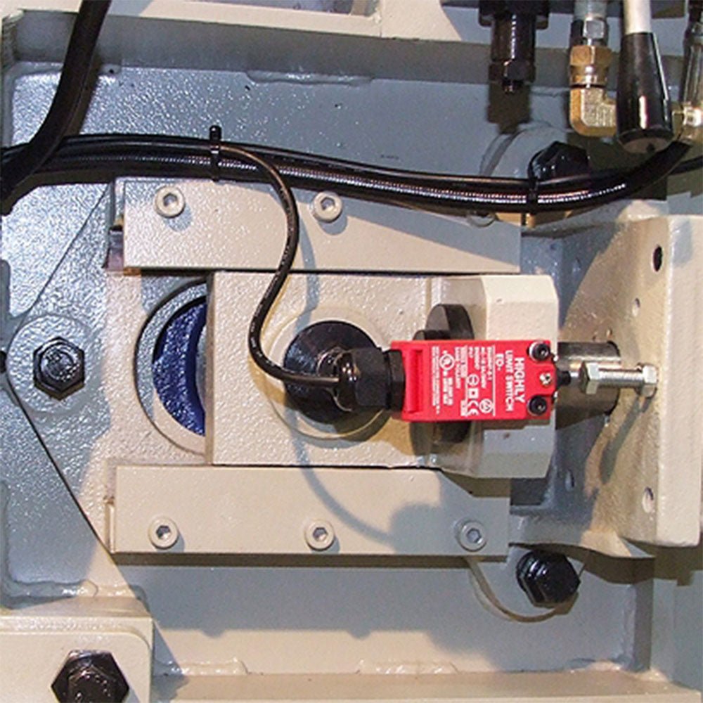 Baileigh 1001582 BS-360SA 220V Horizontal Metal Band Saw - Image 3