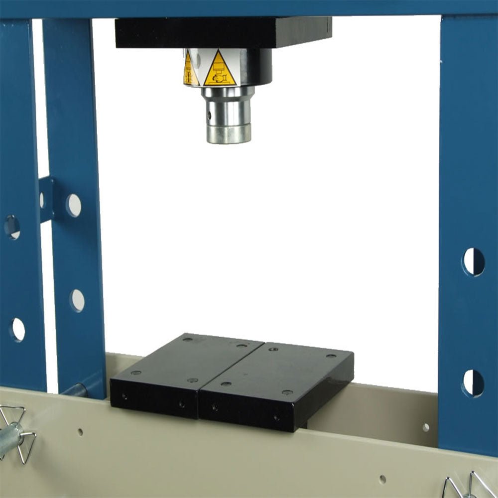 Baileigh 1004816 HSP-30A 30 Ton Pneumatic/Hand Operated H-Frame Press - Image 2