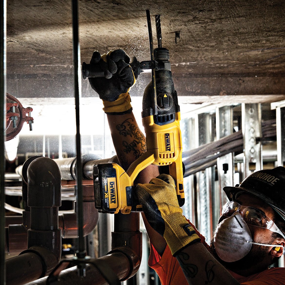 DeWALT DCH133B-KIT 20V Cordless Rotary Hammer w/ 4.5" - 5" MAX Grinder - Image 8