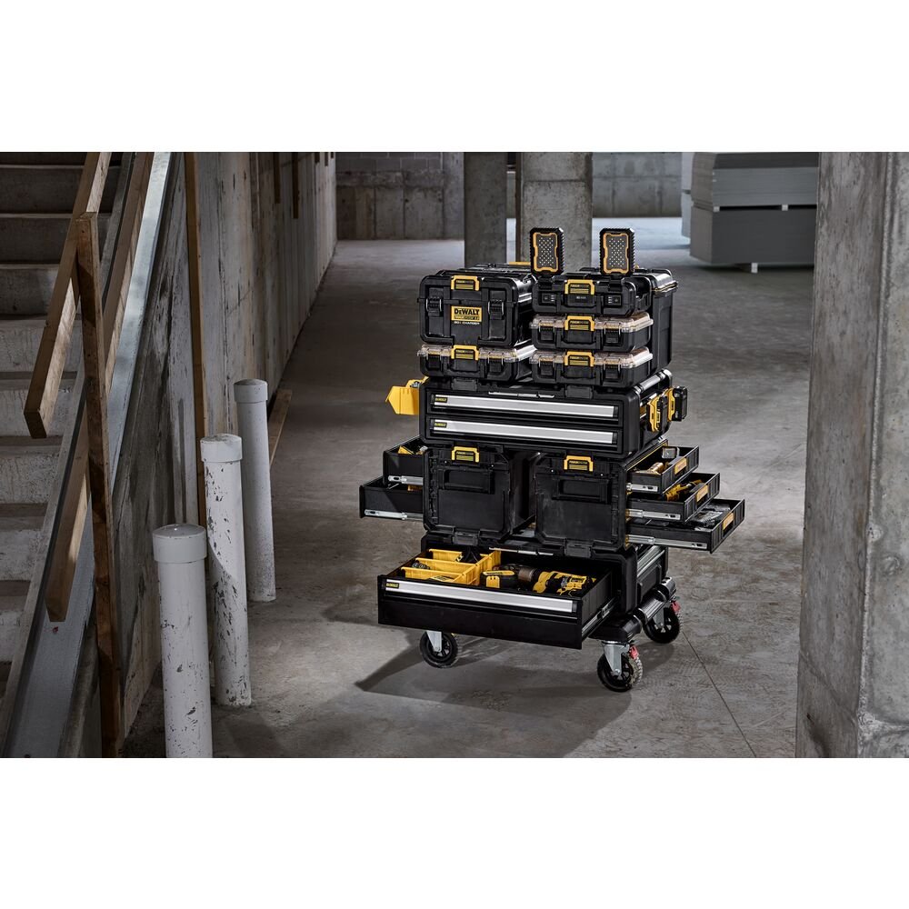 Dewalt DWST08530 2.0 DXL 30" Heavy Duty Dolly - Image 8