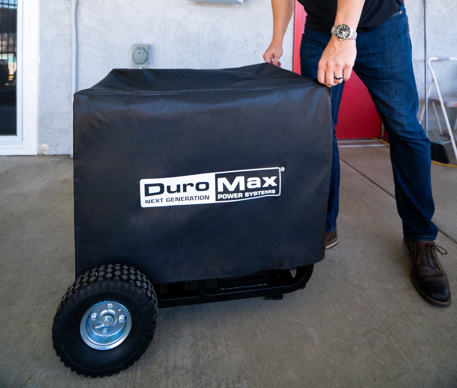 DuroMax XPLGC Large Weather Resistant Dust Guard Portable Generator Cover - Image 5