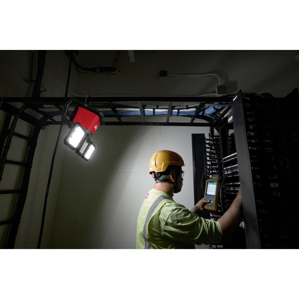 Milwaukee 2368-20SK M18 18V Dual Power Triple-Panel Light w/ 5AH Battery/Charger - Image 7