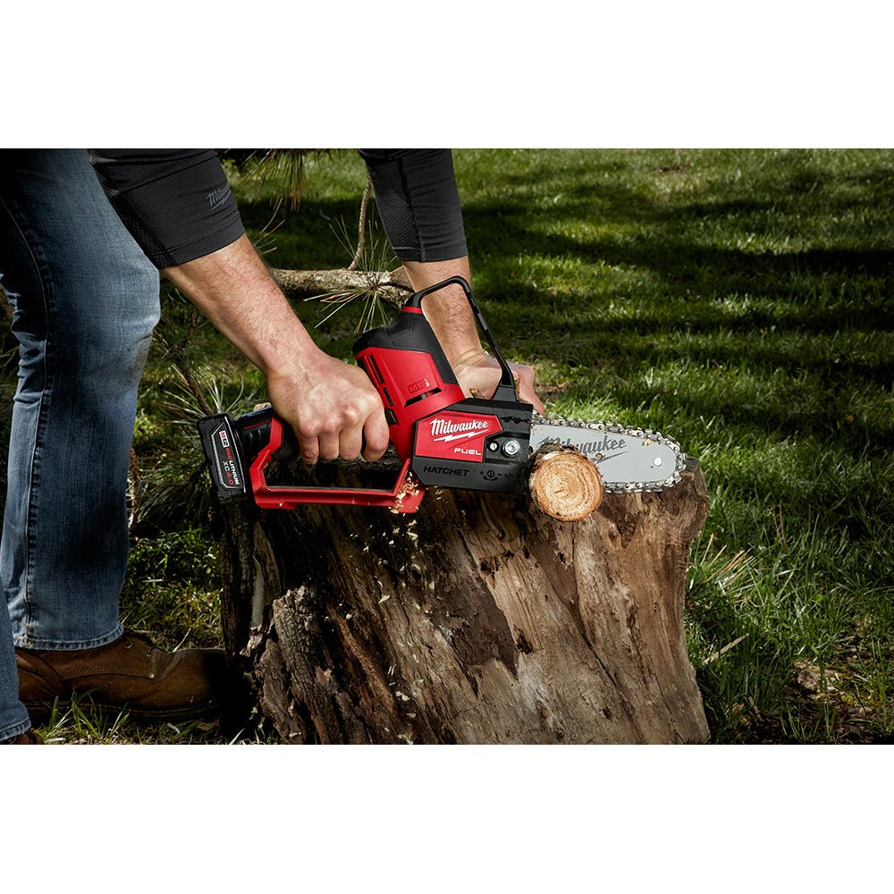 Milwaukee 2527-21x3 M12 FUEL 12V 6” Pruning Saw Kit w/ 2 - M12 3AH Batteries - Image 4