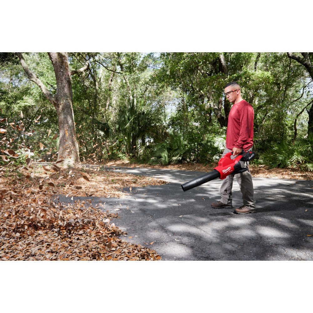 Milwaukee 2824-20 M18 FUEL 18V 600 CFM Cordless Brushless Dual Battery Blower - Image 12