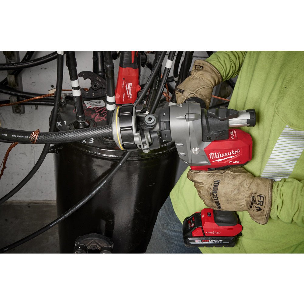 Milwaukee 2937-21 M18 FUEL 18V Covered Cable Stripper Kit Adjustable Bushings - Image 12