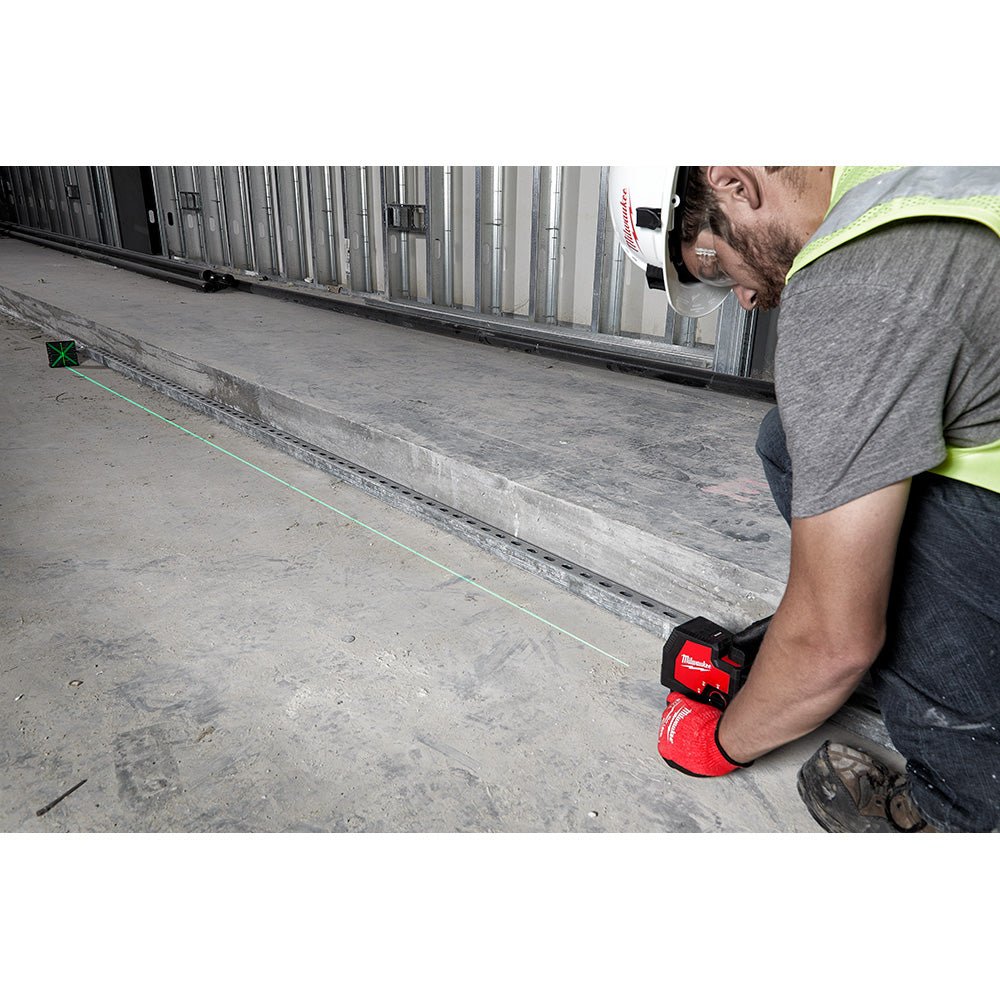 Milwaukee 3521-21TP USB Rechargeable Green Cross Line Laser w/ Tri-pod - Image 14