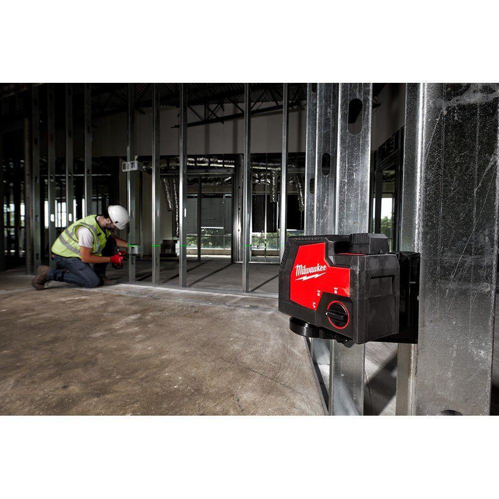 Milwaukee 3521-21TP USB Rechargeable Green Cross Line Laser w/ Tri-pod - Image 15