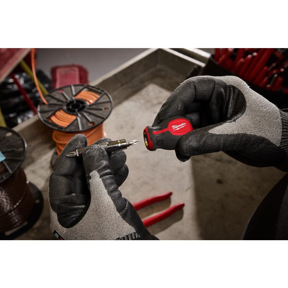 Milwaukee 48-22-2762 6-IN-1 Stubby Multi-Bit Screwdriver - Image 6