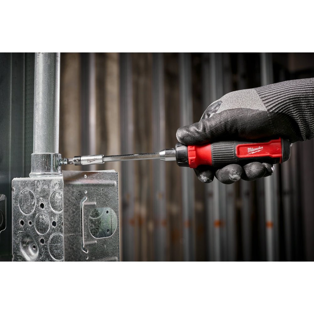 Milwaukee 48-22-2904 27-in-1 Versatile Ratcheting Multi-Bit Screwdriver - Image 5