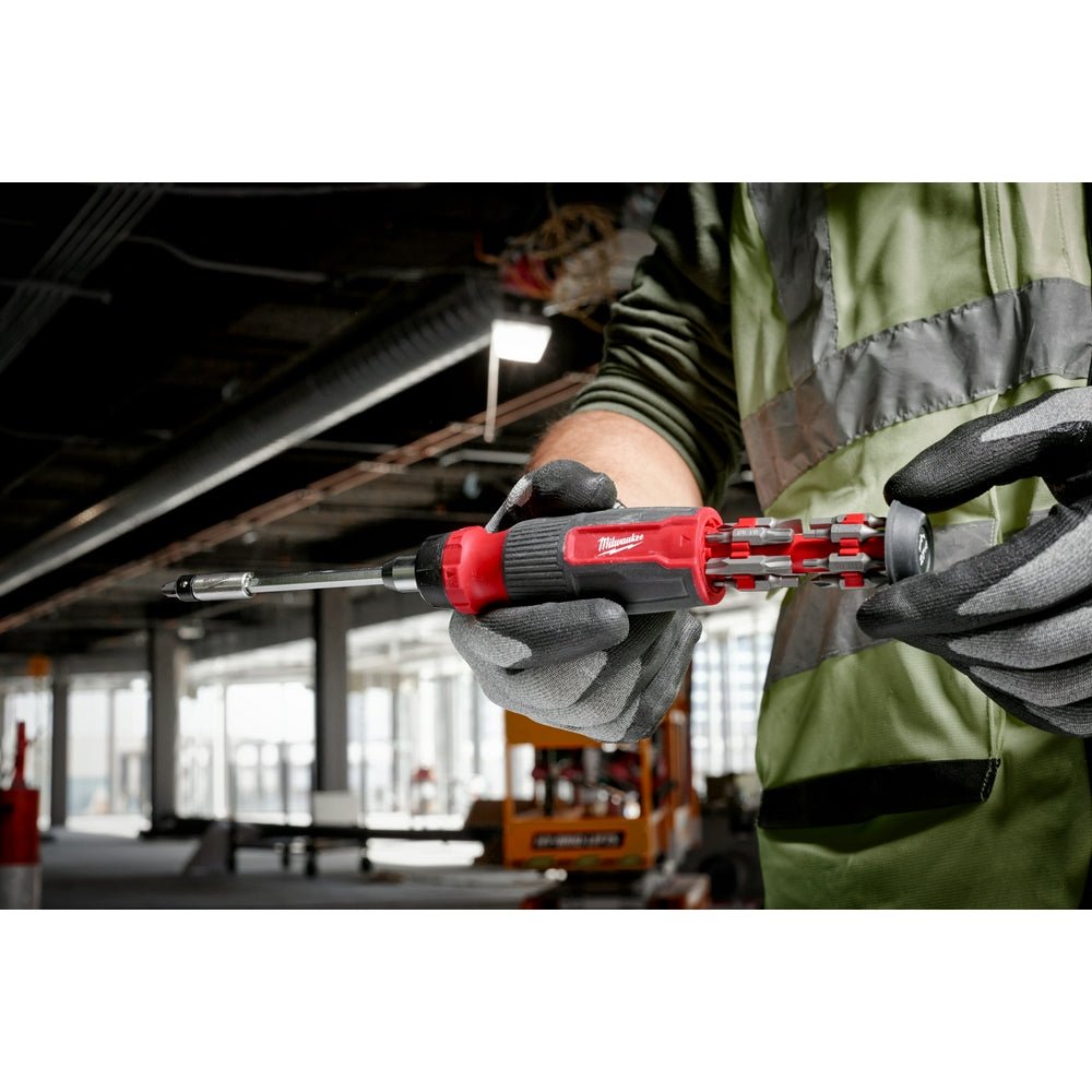Milwaukee 48-22-2904 27-in-1 Versatile Ratcheting Multi-Bit Screwdriver - Image 6