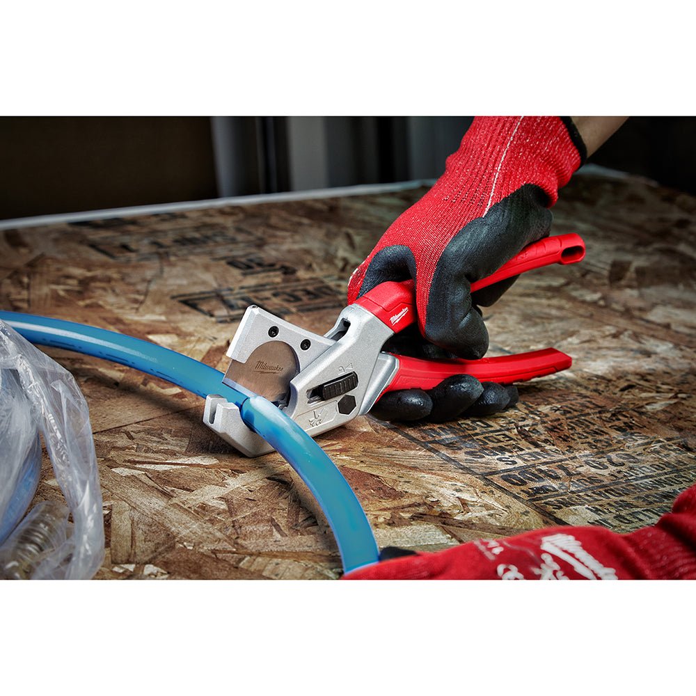 Milwaukee 48-22-4204 PEX / Tubing Cutter w/ Double Ground Steel Blade - Image 7