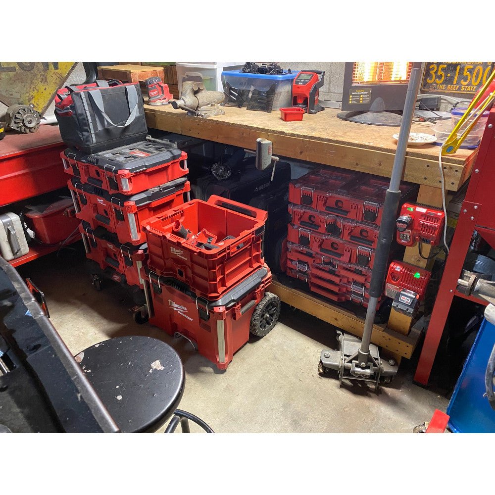 Milwaukee 48-22-8321 15-Inch Heavy Duty PACKOUT Polyester Carrying Tool Bag - Image 7