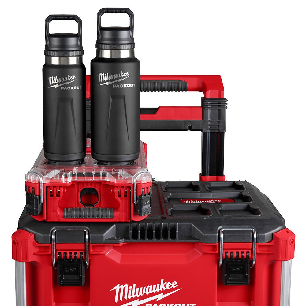 Milwaukee 48-22-8396B PACKOUT 24 oz Black Insulated Bottle with Chug Lid - Image 4