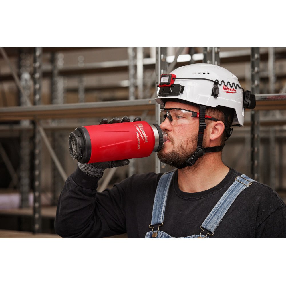 Milwaukee 48-22-8397R PACKOUT 36oz Red Insulated Bottle with Chug Lid - Image 5