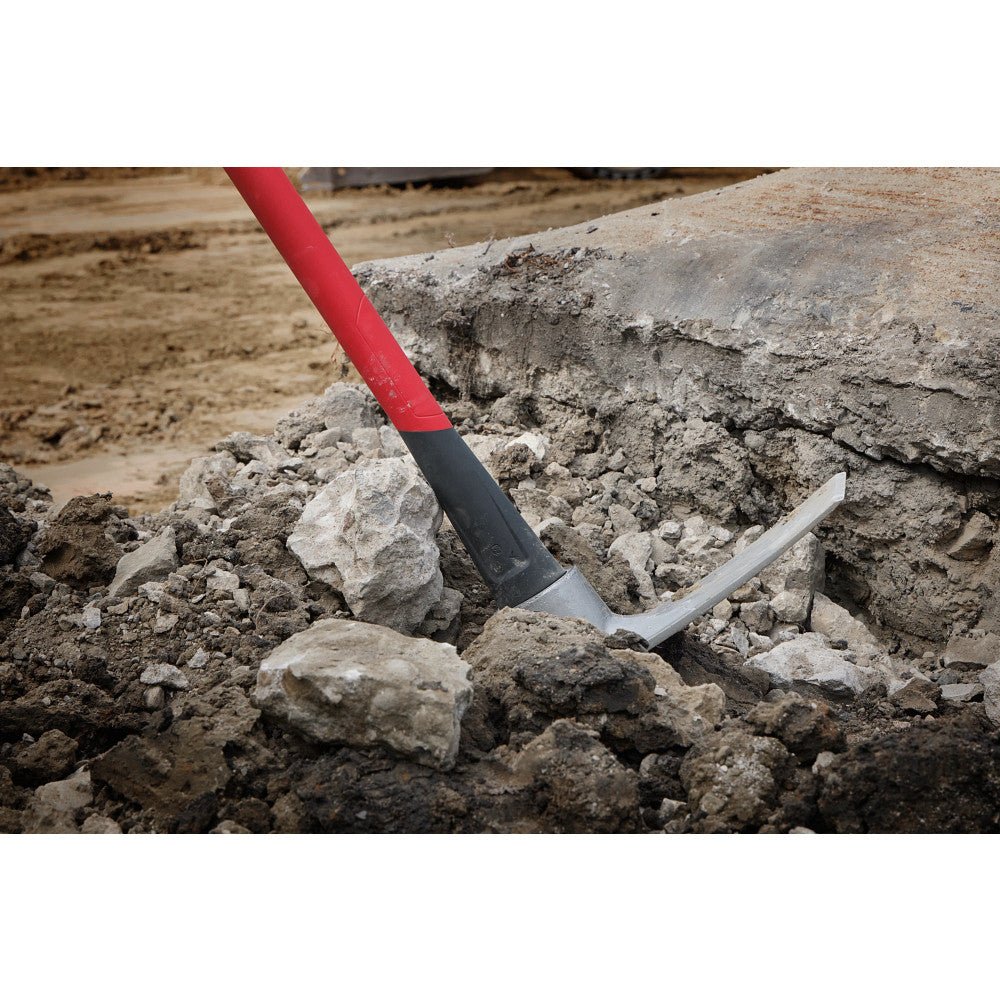 Milwaukee 48-22-9335 5 lb Pick Mattock - Image 8