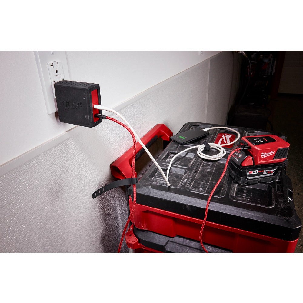 Milwaukee 48-59-2847 120W USB-C 2-Port Wall Adapter - Image 3