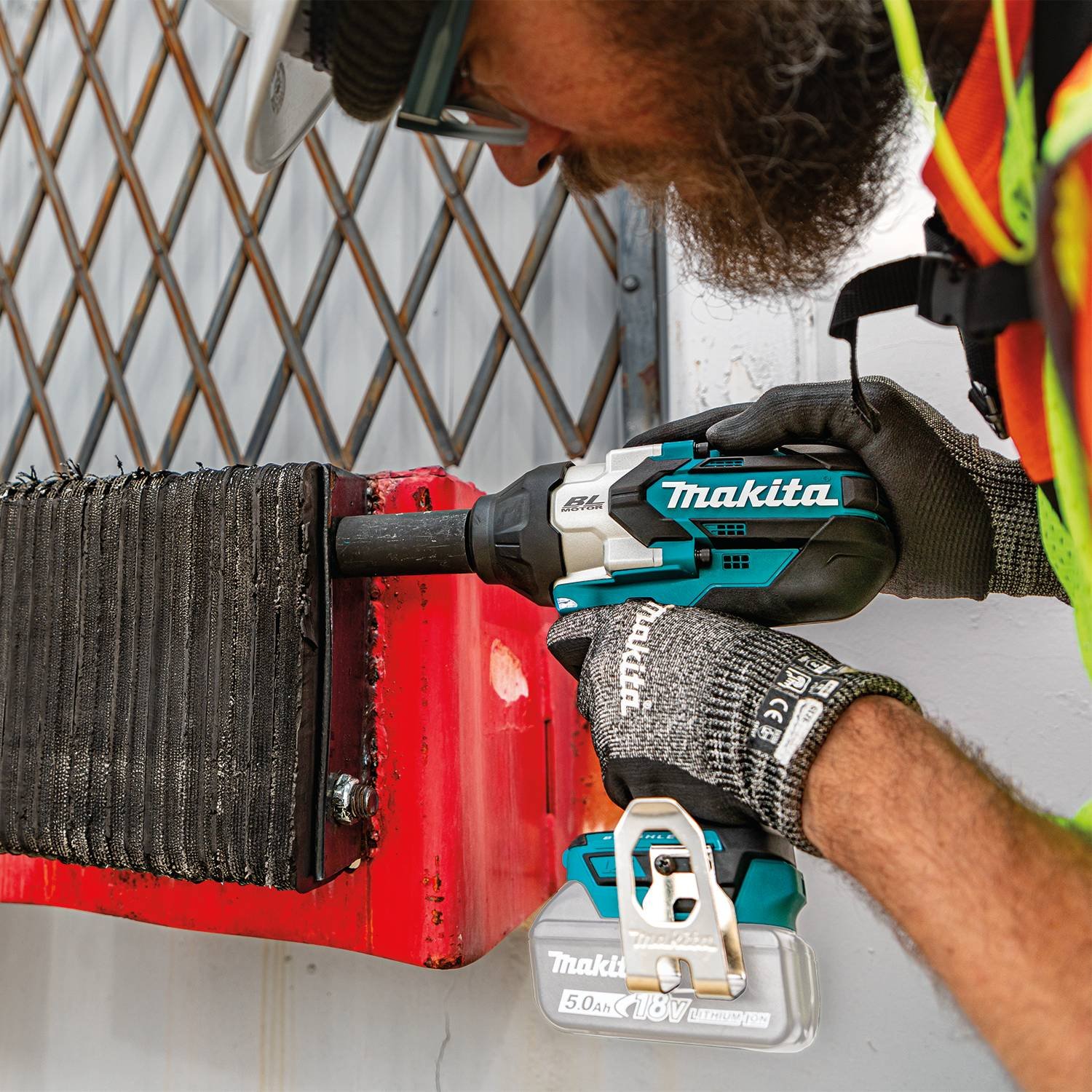 Makita XWT19Z 18V LXT 1/2" Sq. Drive Impact Wrench w/ Detent Anvil - Bare Tool - Image 3
