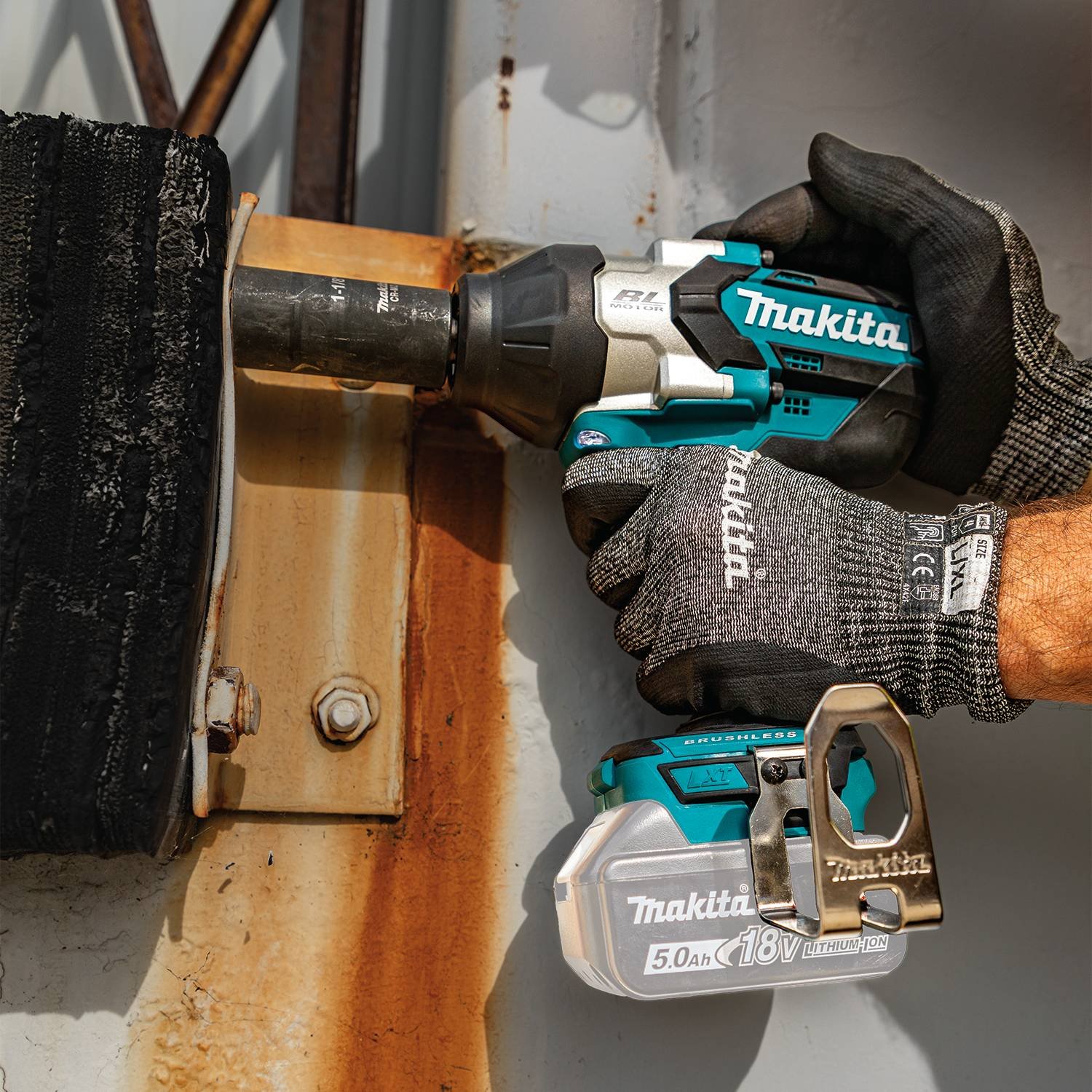 Makita XWT19Z 18V LXT 1/2" Sq. Drive Impact Wrench w/ Detent Anvil - Bare Tool - Image 4