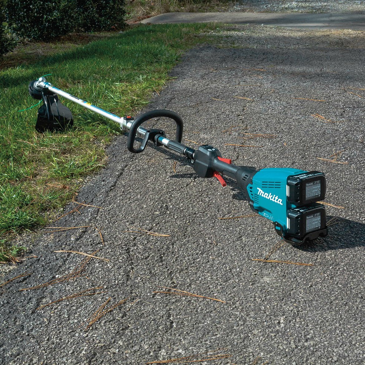 Makita XUX01M5PT 36-Volt 5.0Ah Cordless Couple Shaft Power Head Attachment Kit - Image 7